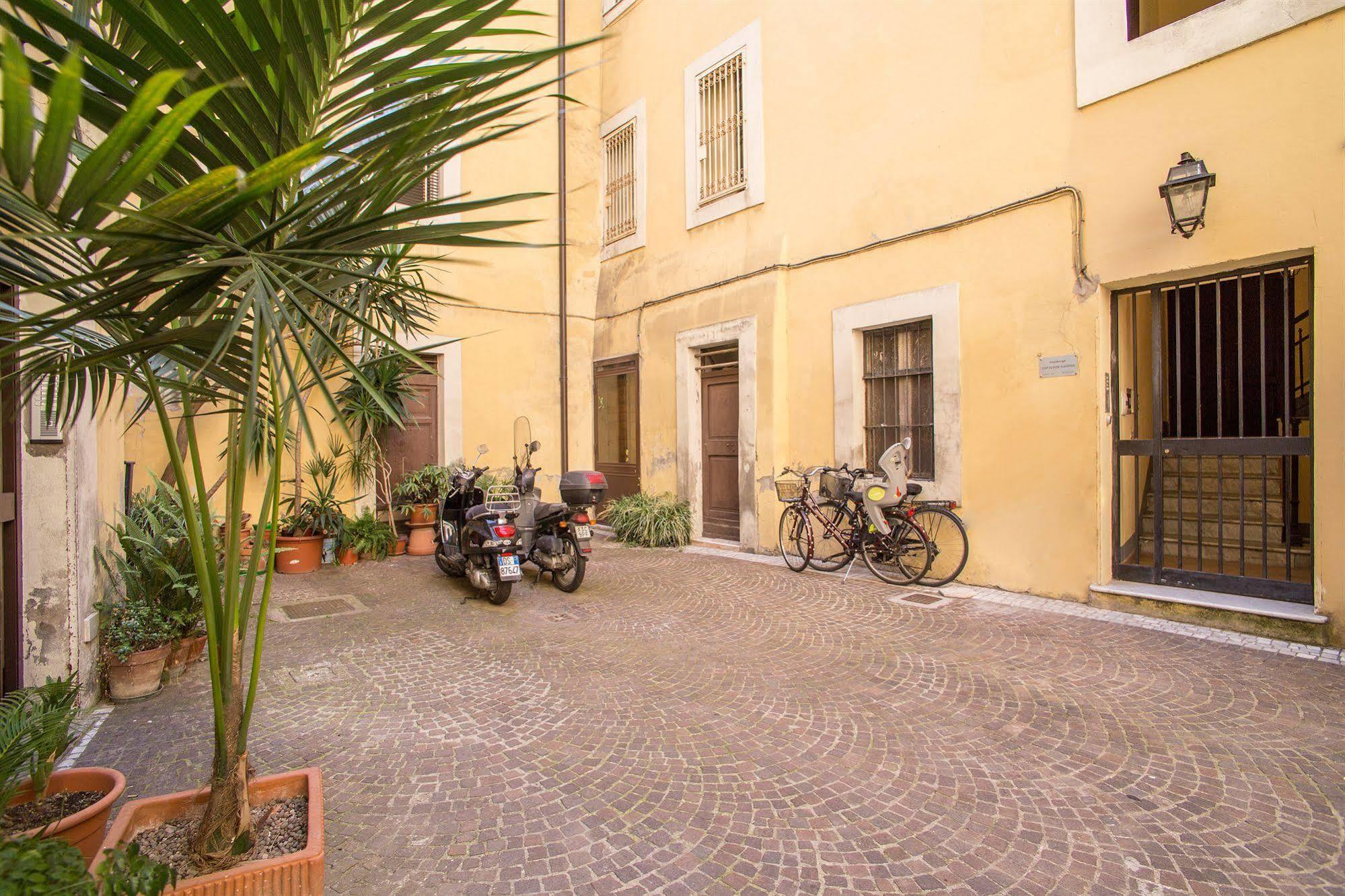 Gasthof Floor Navona