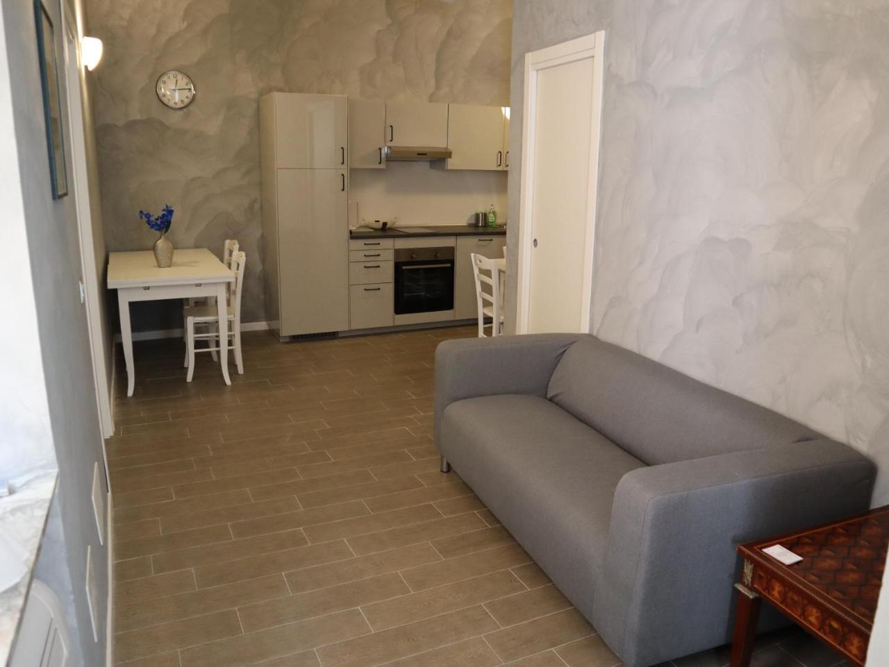 Floor Navona Roma